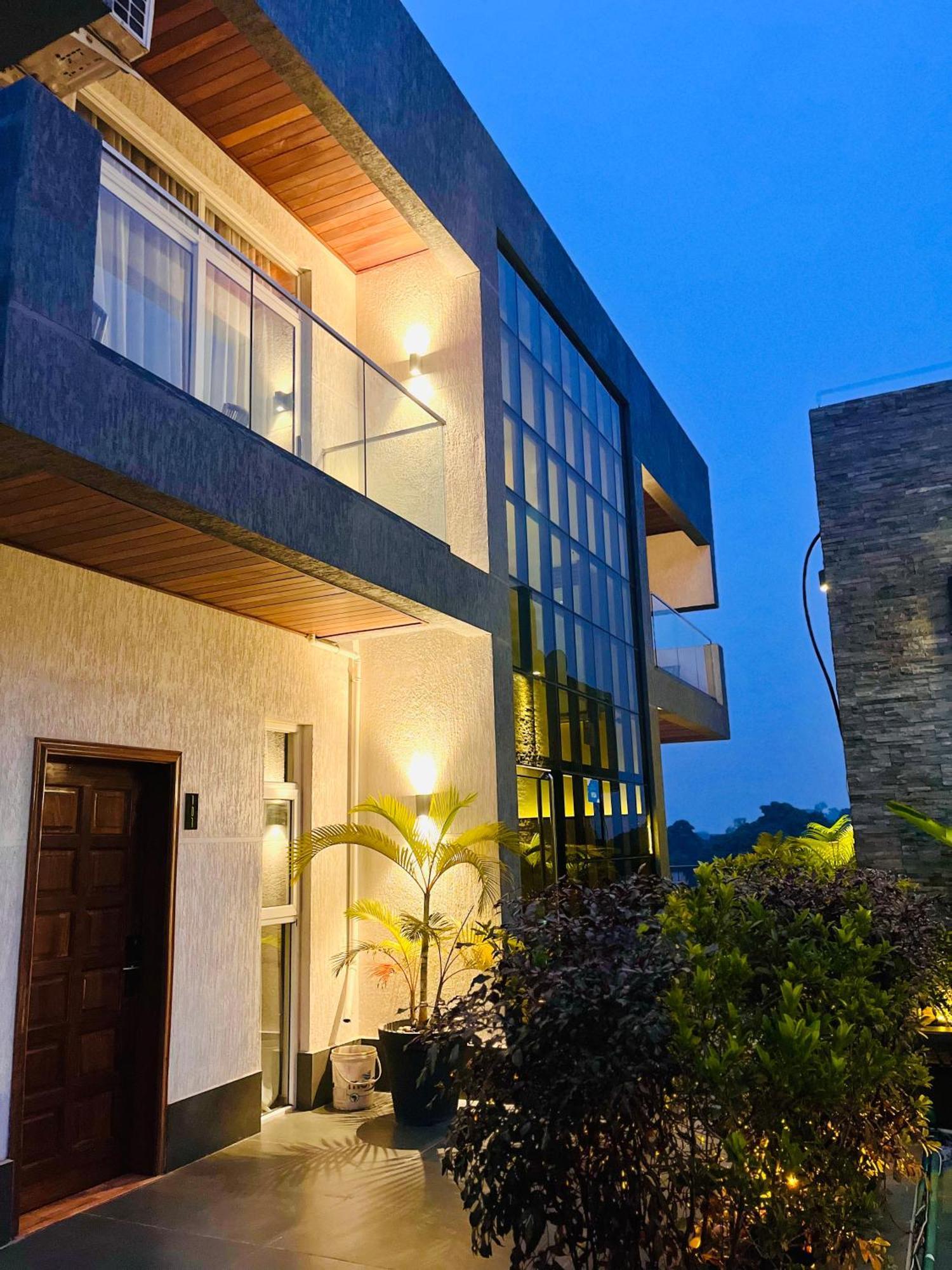 H&H Hotel Kinshasa Exterior photo