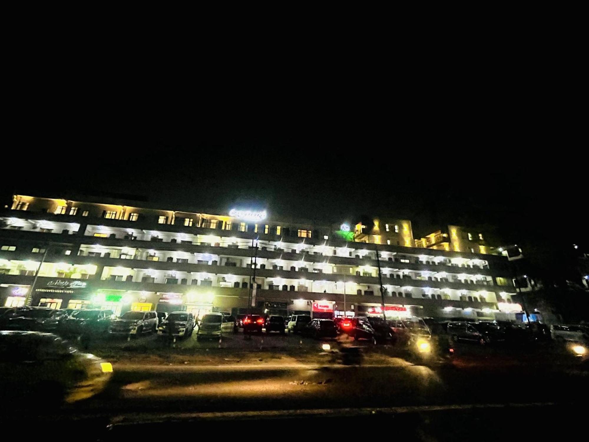 H&H Hotel Kinshasa Exterior photo